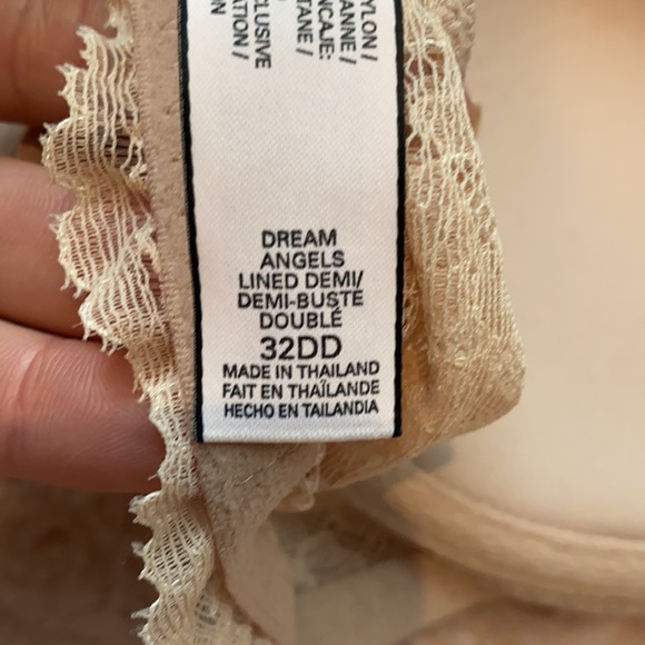Victoria’s Secret Dream Angels Nude Bras -Lot of 2 - Picture 3 of 4